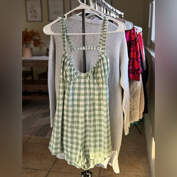 Princess Polly Gingham Women's Romper - Picture 3 of 10